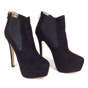$98 Luichiny Black Booties 6” Heel Women’s Size 8